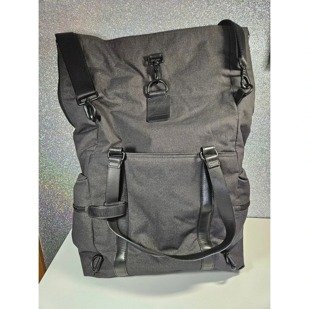VICTORINOX Architecture‎ Urban Voltaire Convertible Backpack Crossbody Messenger